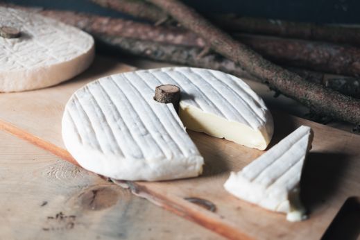 PurCrü PinoChio, ein Schweizer Weichkäse mit Rotschmiere aus der Käserei PurCrü